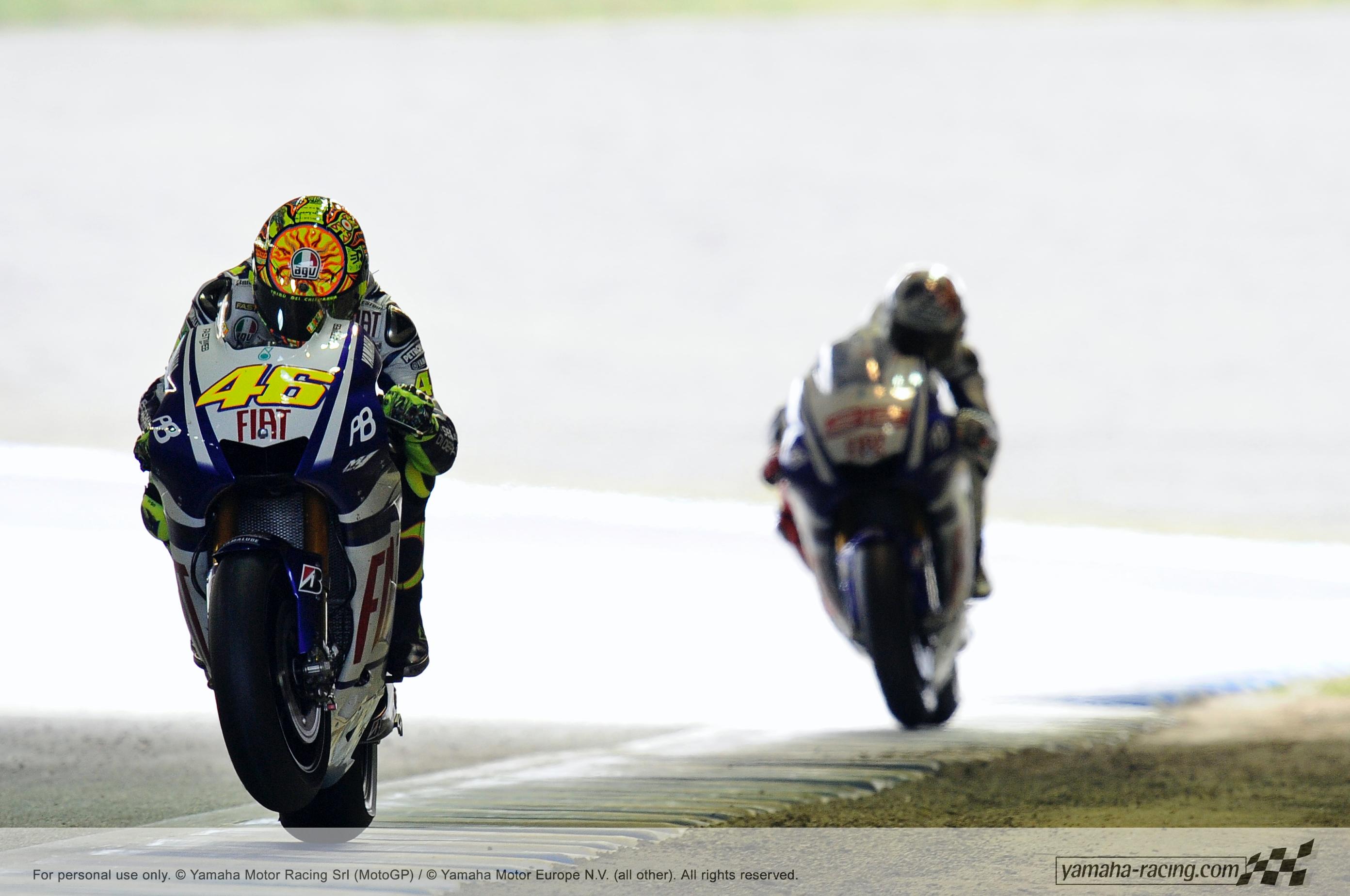 122_1010_01_o+valentino_rossi+front_view.jpg
