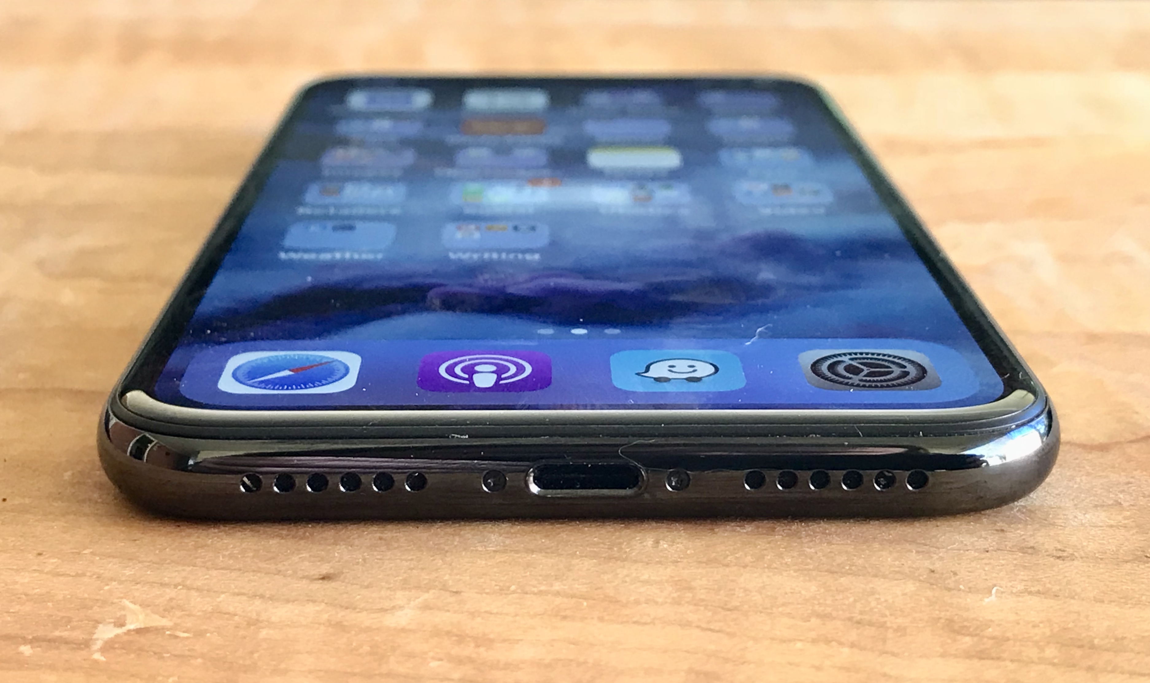 iPhoneX_Bottom.jpg