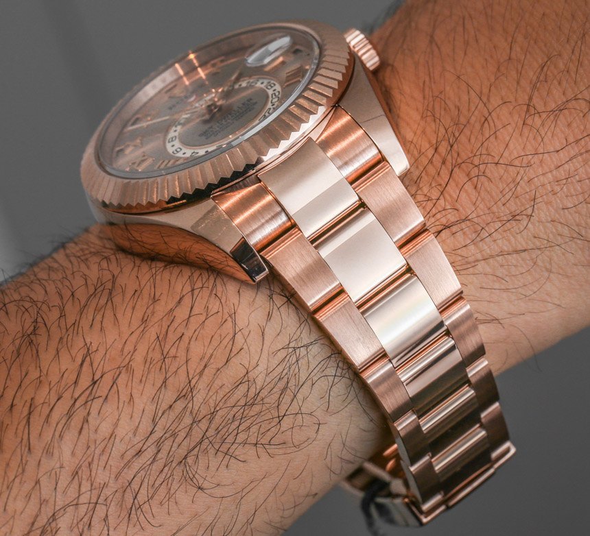 Rolex-Sky-Dweller-326935-rose-gold-white-gold-aBlogtoWatch-2.jpg