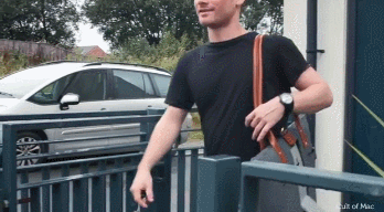 Lavolta-Carrying-Case-for-iMac-27.gif